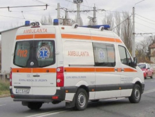 20 de nuntaşi, între care 9 copii, au ajuns la spital cu toxiinfecţie alimentară
